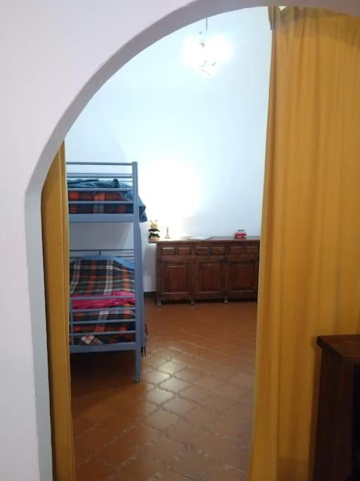Silver Sands Finale Ligure - Traditional Apartment - 4 Beds & Terrace By The Beach Εξωτερικό φωτογραφία